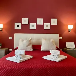 Le Coq Bed and breakfast Roma